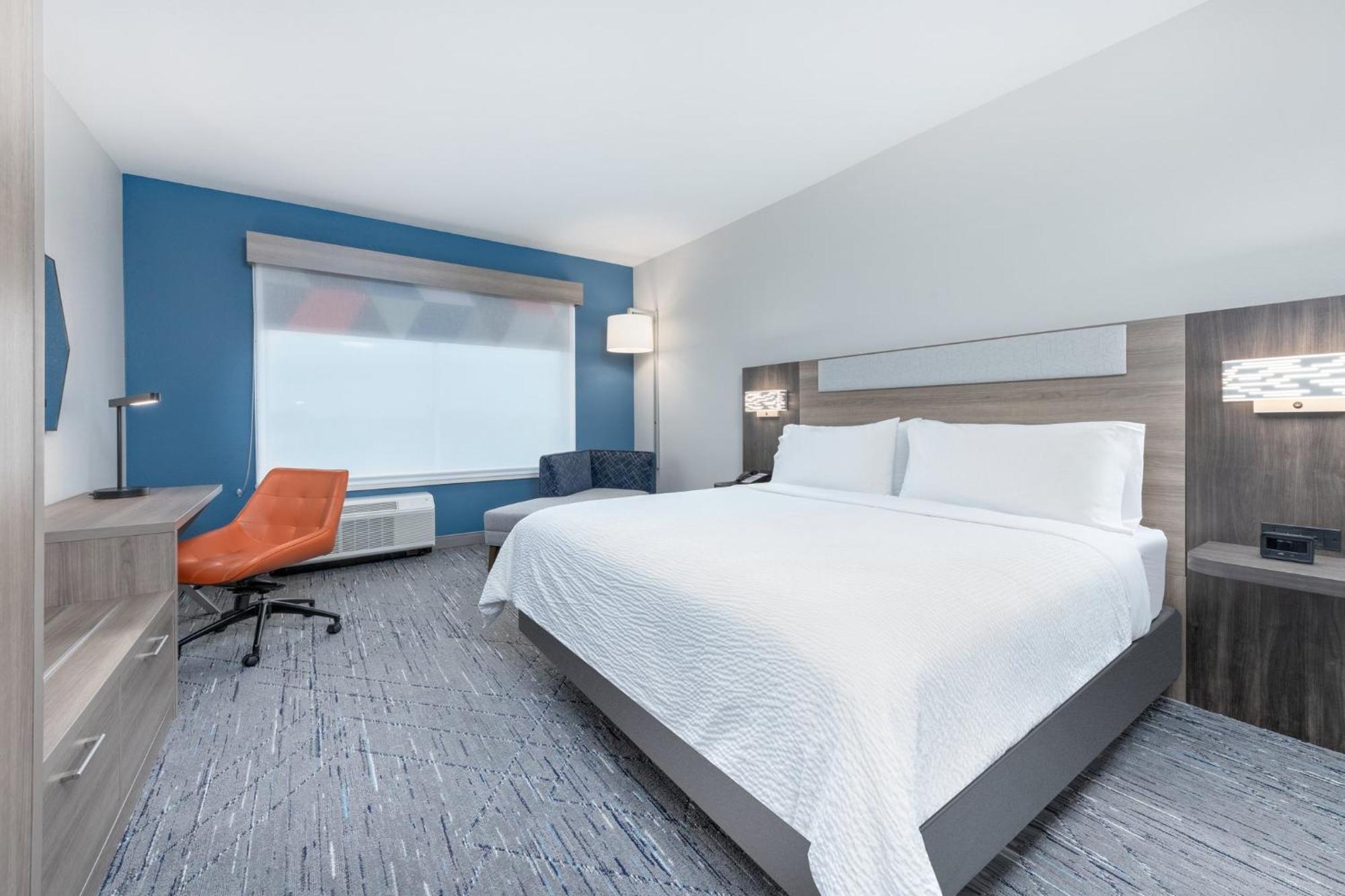 Holiday Inn Express & Suites Austin Airport East By Ihg Bagian luar foto